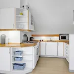 Apartment 2 Bedroom In *